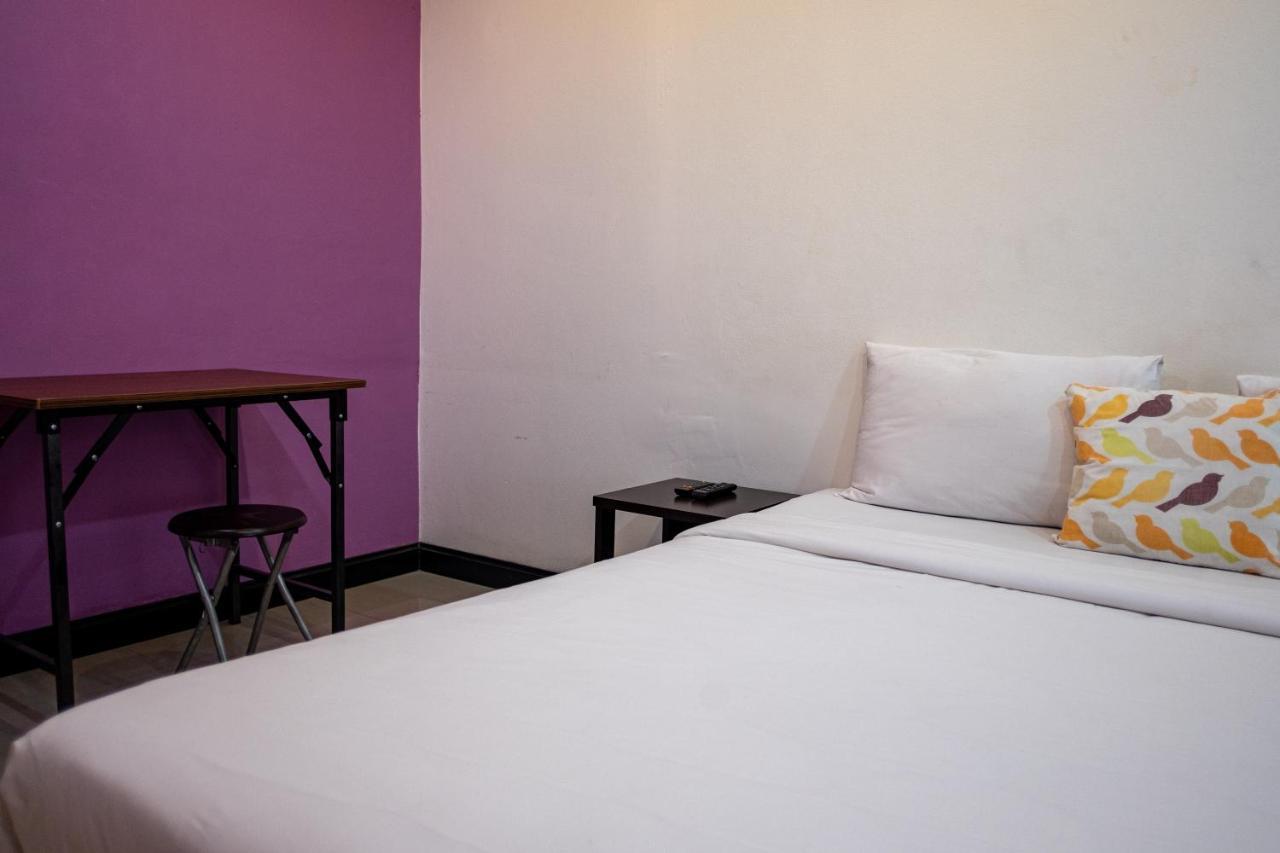 The Auto Place Hotel Phuket